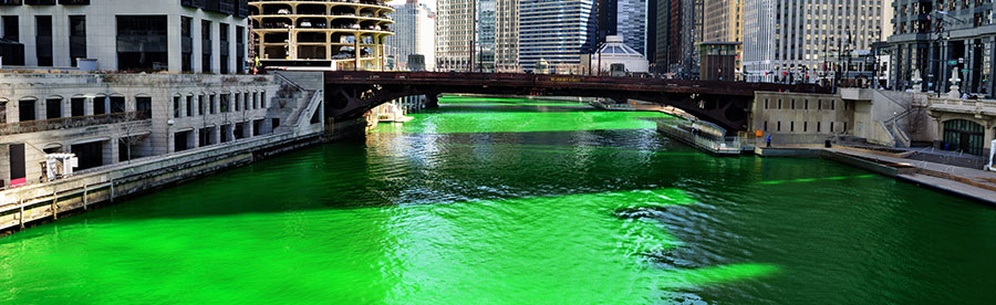 Riviére Chicago colorée en vert pour la Saint Patrick